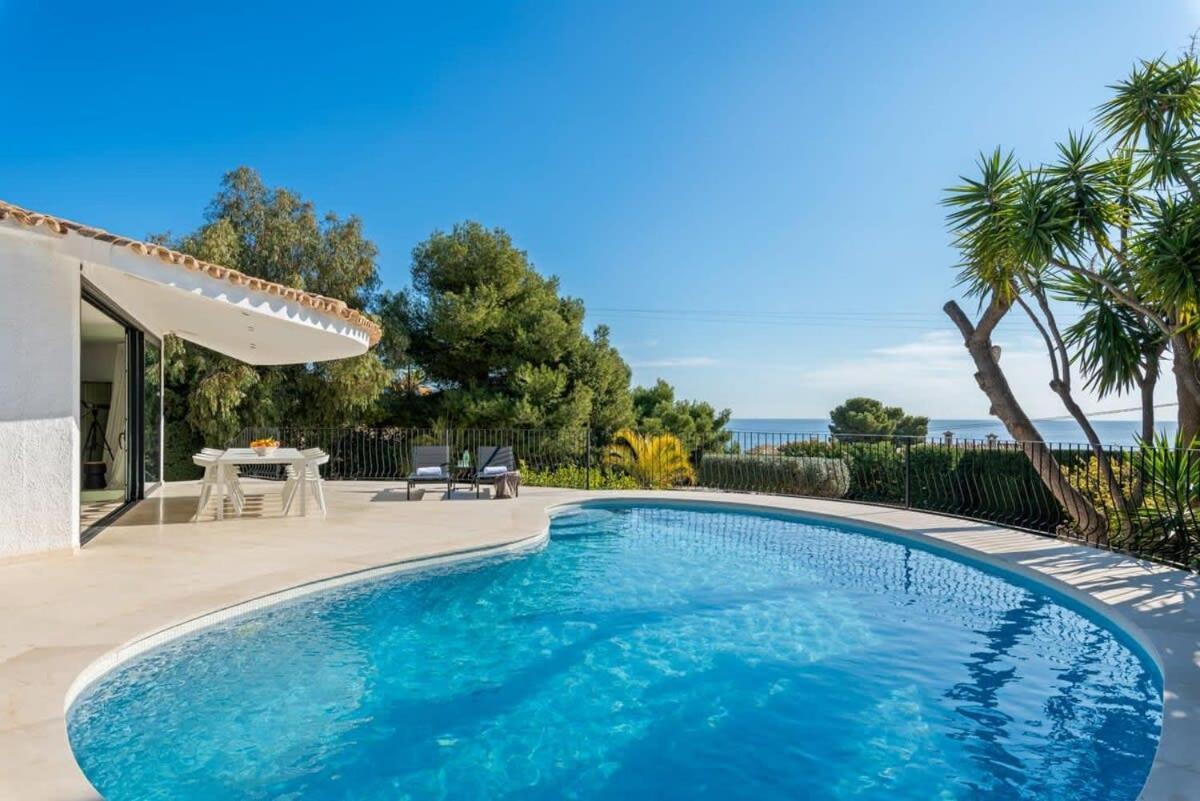 Huswell - Relax In Luxury At Stunning Seaside Holiday home Calpe